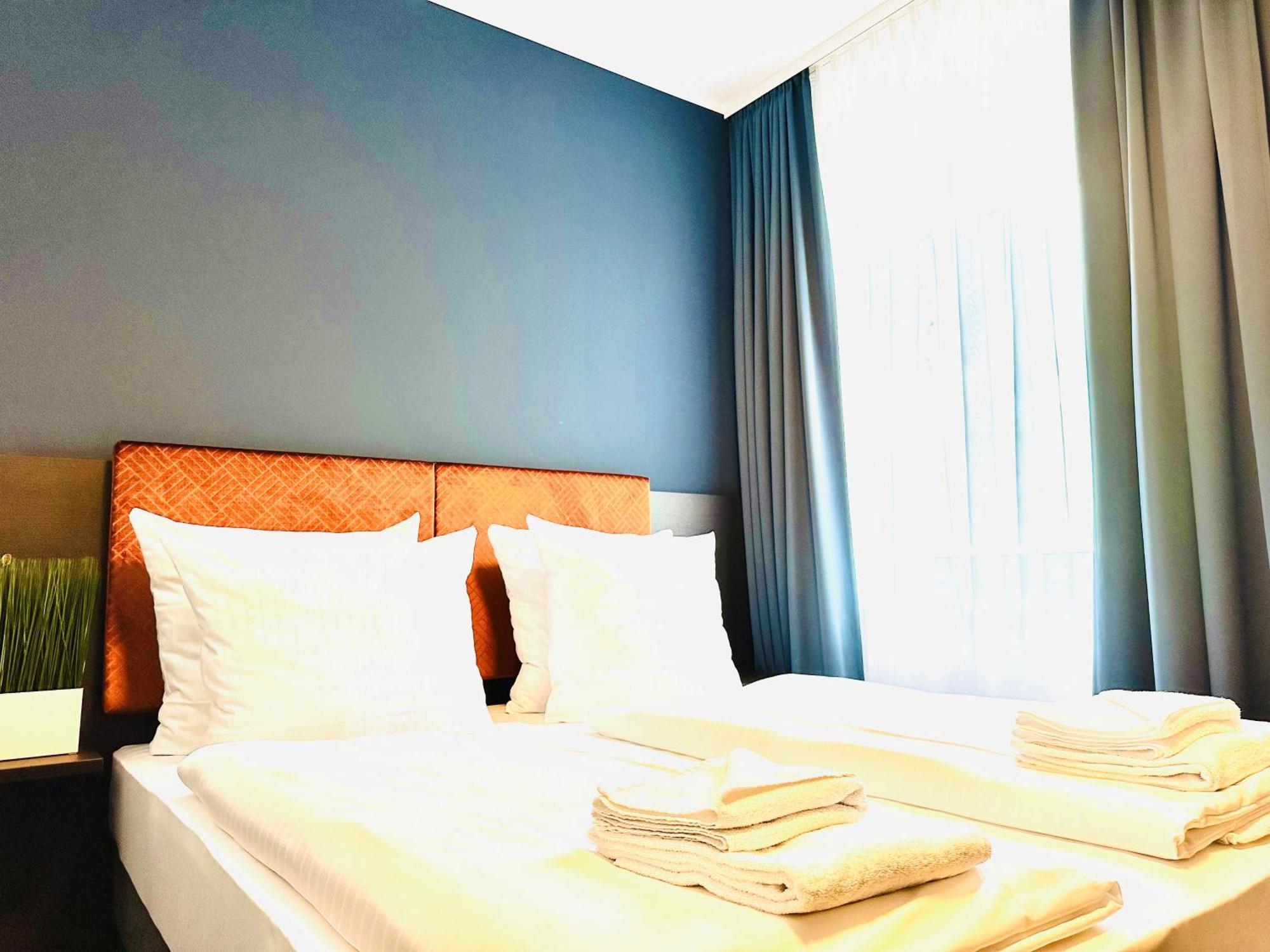 Arthotel Ambassador Wiesbaden - Free Parking Экстерьер фото